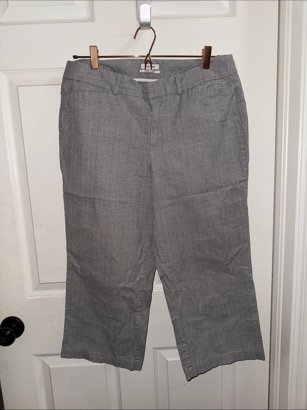 Dockers Women’s Mid rise Curvy Gray Plaid Cropped Pants